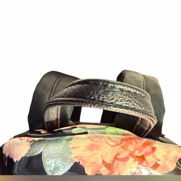 Betsey Johnson Polyurethane Backpack main image 7